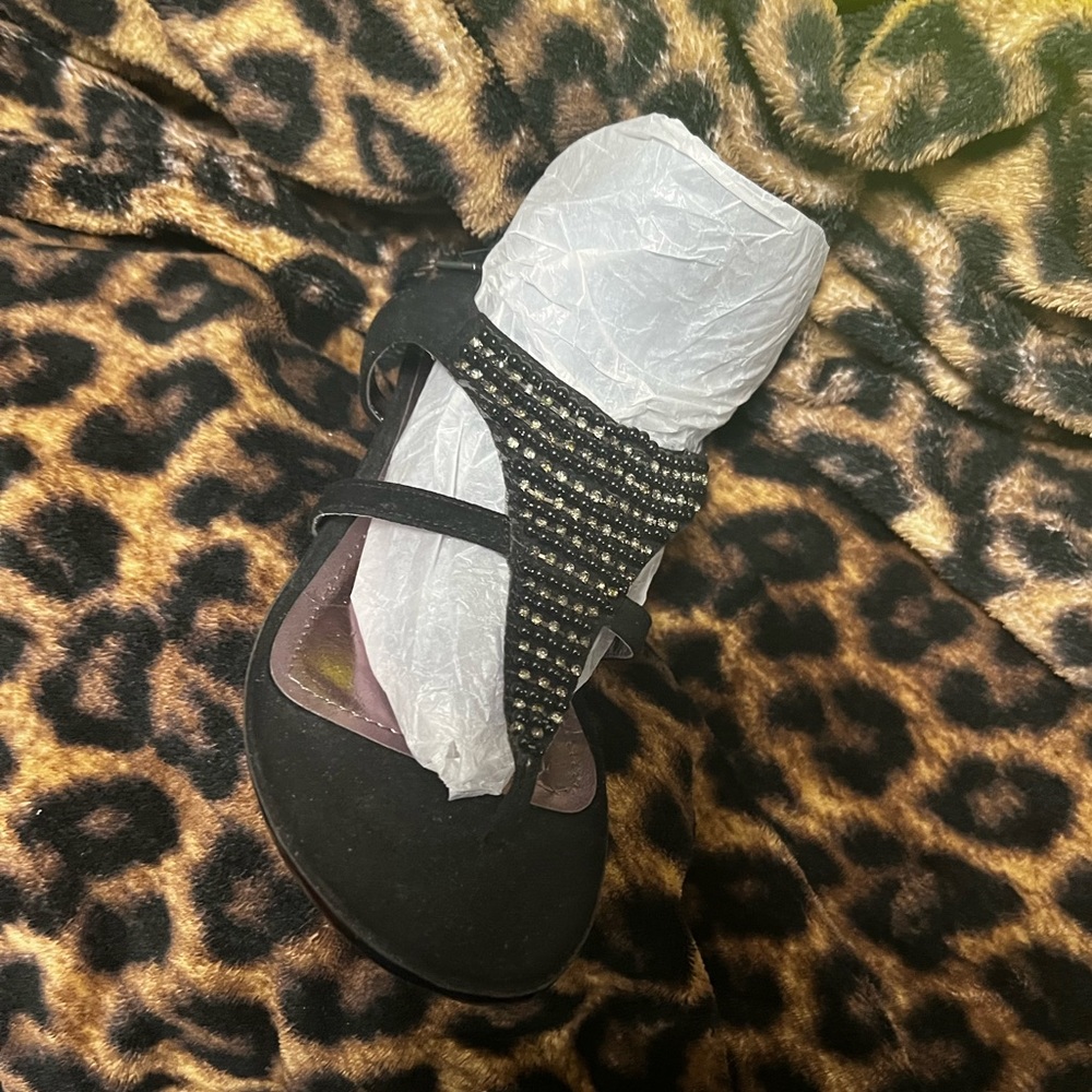 Sandals - Picture 5 of 5